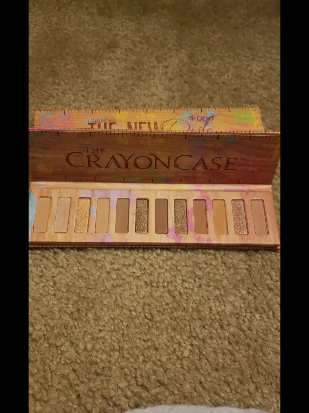 The New Rule 12 Nudes Eyeshadow Palette - Multicolor